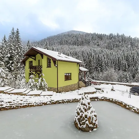 别墅 Karpasole 塔塔里夫