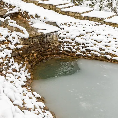 别墅 Karpasole 塔塔里夫